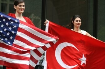 US-Turkish_pride,_Chicago.jpg